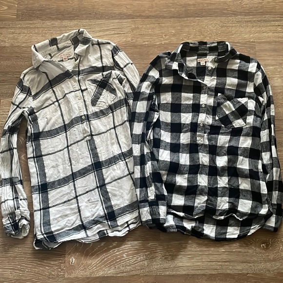 Womens medium flannel shirts - Picture 1 of 2